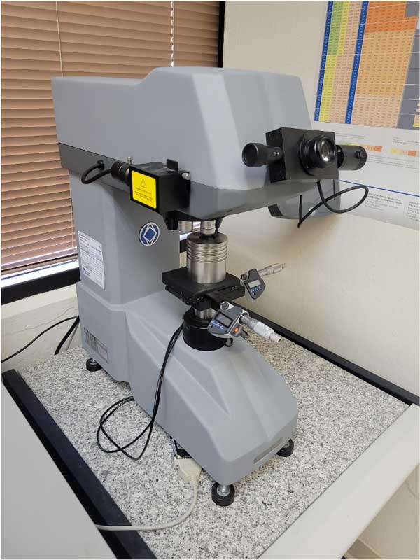 Wilson VH1202 Mico-Hardness Tester